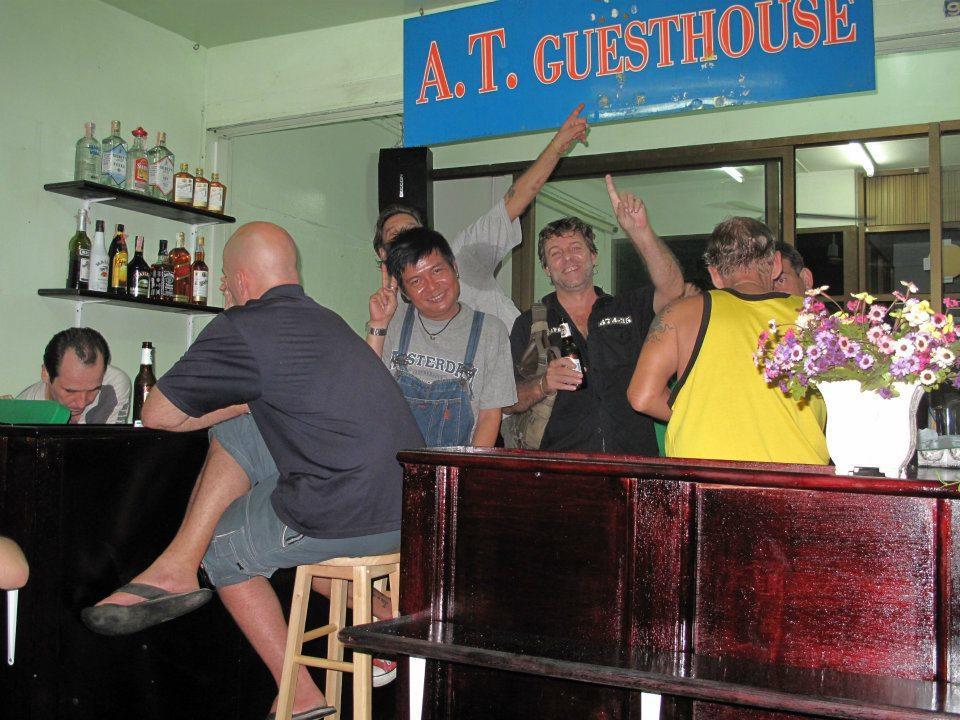 A.T Guesthouse バンコク都 エクステリア 写真